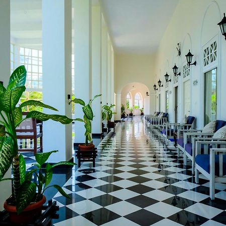 ชนกยา บีเอ็นอาร์ โฮเทล Hotel ปูรี ภายนอก รูปภาพ