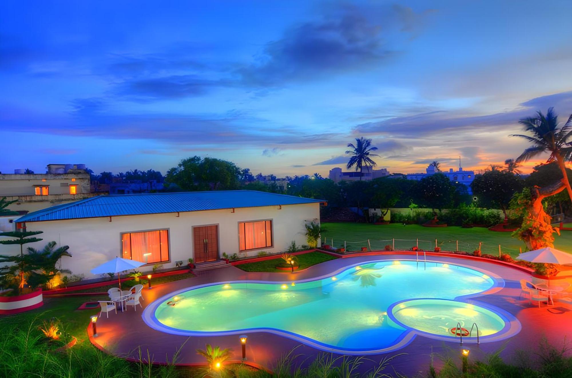 ชนกยา บีเอ็นอาร์ โฮเทล Hotel ปูรี ภายนอก รูปภาพ