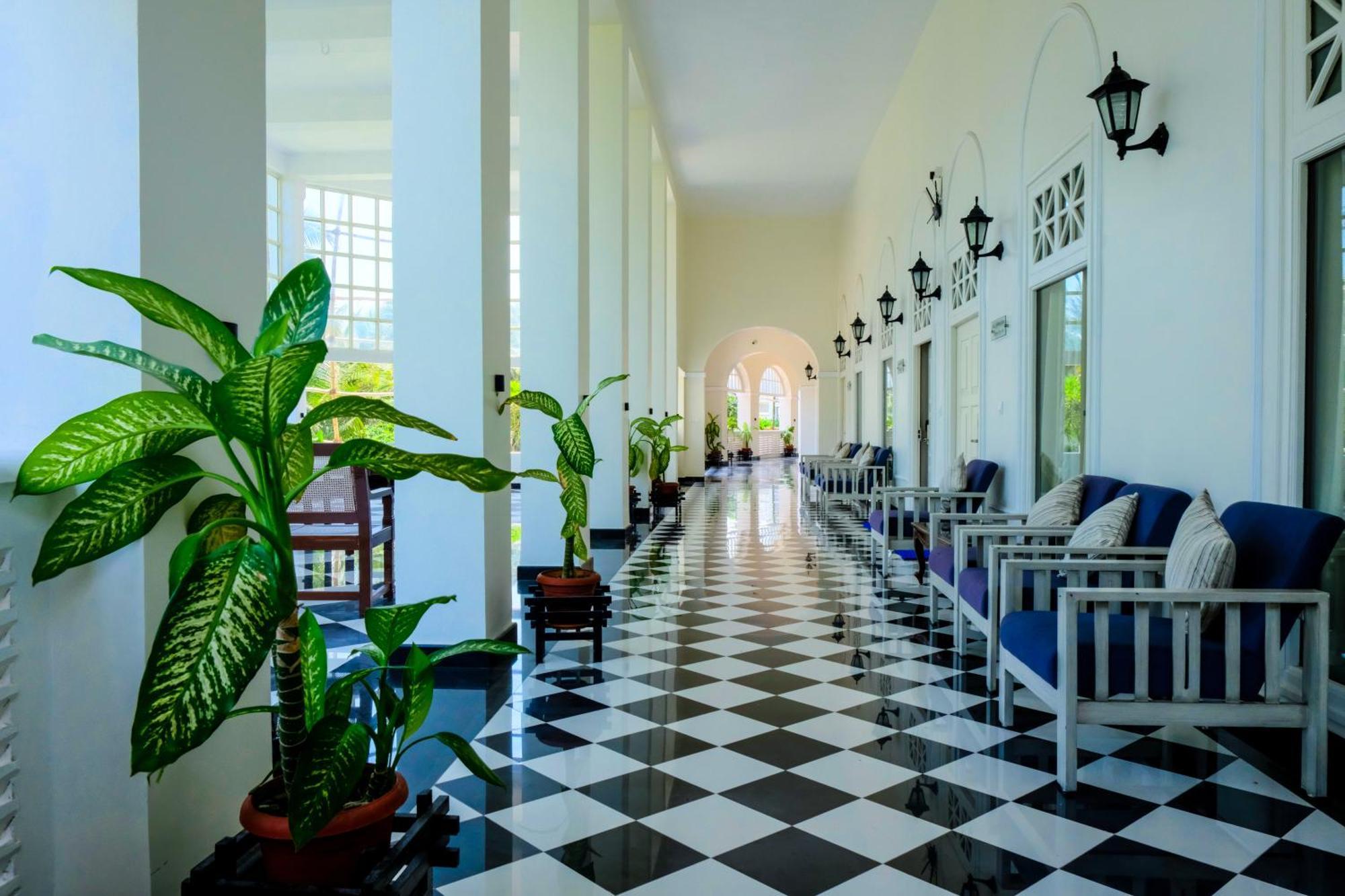 ชนกยา บีเอ็นอาร์ โฮเทล Hotel ปูรี ภายนอก รูปภาพ